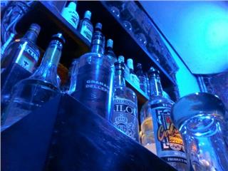 Cherusker , Bares, Quito