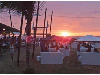 Recoleta Beach Resto Bar Montañita, Discotecas, Montañita