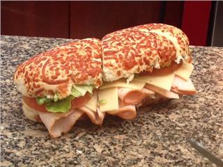 El Español, Sánduches, Café, Postres.