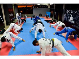 Alliance Jiu-Jitsu Puerto Azul , Gimnasios, Via a la Costa