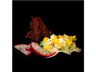 Matteroni Cocina de Autor, Matteroni Cocina de Autor traemos para Ti, una explosión de sabor para que disfrutes junto a tu pareja de una deliciosa cena acompañado de un ambiente acogedor, el lugar ideal para salir de la rutina. 