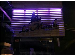 La Morocha Food & Drinks, La Morocha Disco Resto-Bar, es un nuevo concepto que ha encantado a todos. por su excelente ambiente, excelente música, atención y con un menú con más de 40 coctéles y gran variedad de piqueos.
