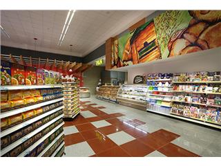 Supermaxi, Supermercados, Condado