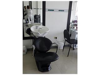 Miriam Hair Studio&Spa, Miriam Hair Studio & Spa es una firma dedicada a prestar servicios para el cuidado de la belleza.
Brindan la mejor asesoría para mejorar su imagen, y darle al cliente exactamente lo que necesita.
Miriam Hair Studio & Spa siempre esta un paso por delante de la competencia debido a que se mantienen al dia con los nuevos servicios, productos y tecnologias, ya que asisten a las distintas conferencias mundiales de belleza porque hoy en día, lograr una buena impresion a traves de una buena imagen puede ser la clave al éxito tanto en el trabajo como en la vida cotidiana.
