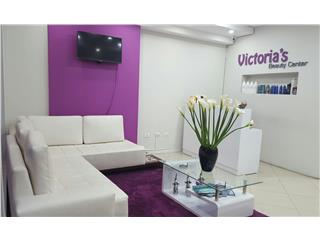 Victoria´s Beauty Center, Victoria's Beauty Center es un centro de Imagen y estilo vanguardista, que trabaja con las últimas tendencias, en cortes de cabello tintes, alisados, tratamientos y peinados en general, complementados con su servicio de manicure , pedicure y su centro de masajes, somos una empresa dedicada a crear e innovar la imagen de nuestras clientas.

Contamos con profesionales que imponen tendencias resaltando la belleza  de las mismas utilizando los mejores productos que hay en el mercado

Nuestro centro de belleza integral cuenta con instalaciones modernas y de primer  nivel que harán de tu visita una experiencia inolvidable.

 

 