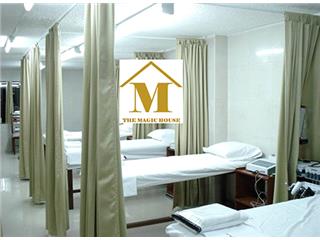 The Magic House, THE MAGIC HOUSE SPA  es un centro  rodeado de naturaleza por sus amplios jardines, el paciente sale de su vida cotidiana  y el estrés que produce estar en una oficina, nosotros enfocamos esta idea de negocio brindando  servicios de salud como fisioterapia y cosmetología apoyado por el talento humano y lo último de tecnología. 